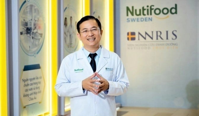 Medical doctor Mai Thanh Viet, deputy CEO of Nutifood, at the Nutifood Nutrition Research Institute in Sweden (NNRIS). Photo courtesy of the company.