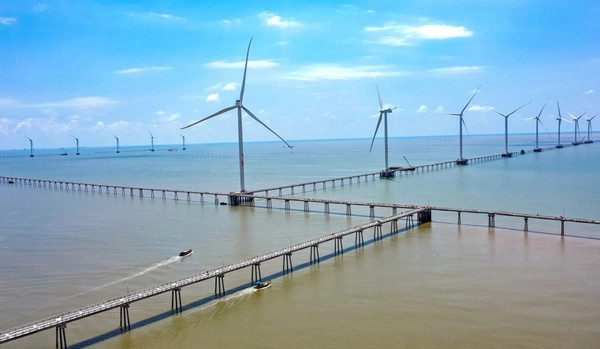 A wind power farm in Bac Lieu province, southern Vietnam. Photo by the provincial government's portal.