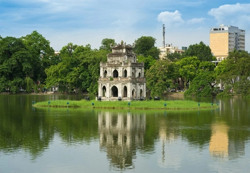 Hoan Kiem (Sword) Lake, a symbol of Hanoi. Photo courtesy of go2joy.vn.