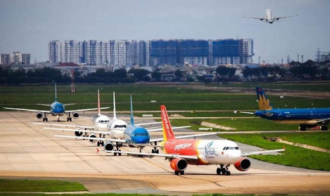Planes of Vietnamese airlines. Photo courtesy of Vietnam Television.