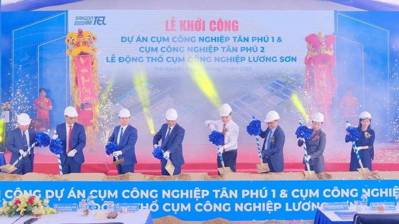Saigontel kicks off the construction of Tan Phu 1, Tan Phu 2, and Luong Son industrial clusters in Thai Nguyen province, northern Vietnam on November 2, 2022. Photo courtesy of the Vietnam News Agency.