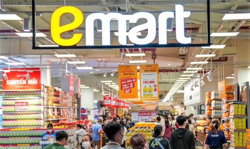 Shoppers at Emart Sala in Ho Chi Minh City, southern Vietnam. Photo courtesy of Thaco.