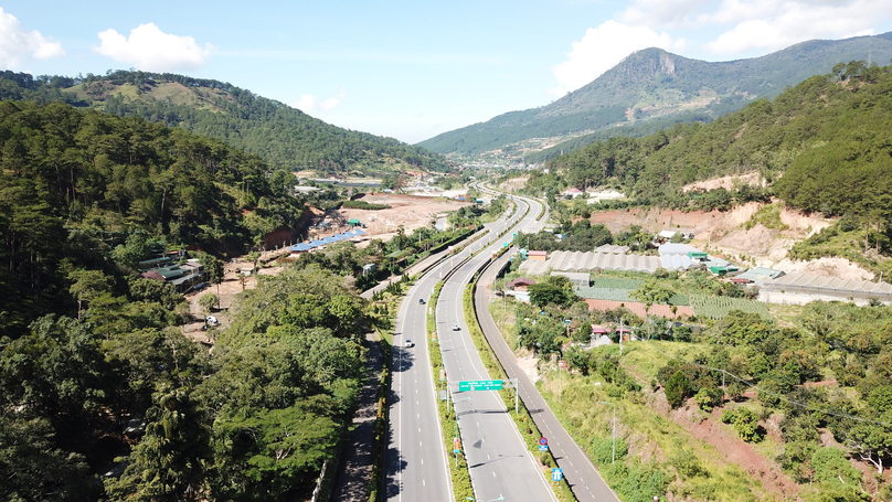 A road in Lam Dong province, Vietnam's Central Highlands. Photo courtesy of Viet People newspaper.