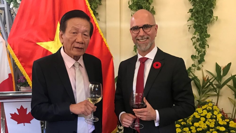 Ambassador Shawn Perry Steil and Nguyen Anh Tuan, Vice Chairman of Vietnam's Association of Foreign Invested Enterprises (VAFIE) at the event. Photo by The Investor/Duc Tri.