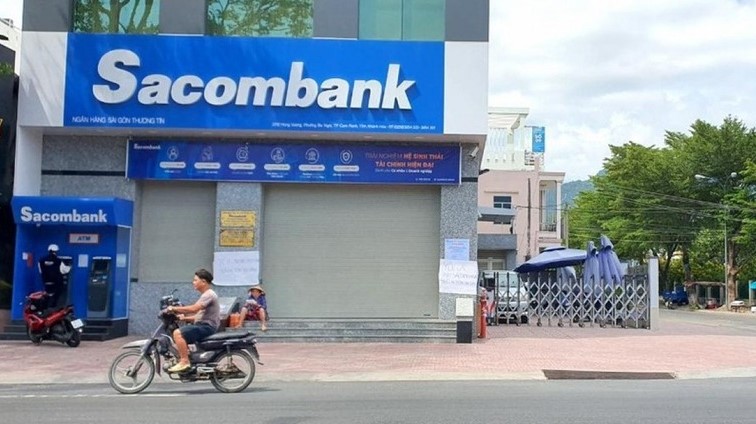 Cam Ranh branch of Sacombank in Khanh Hoa province, south-central Vietnam. Photo courtesy of VOV newspaper.