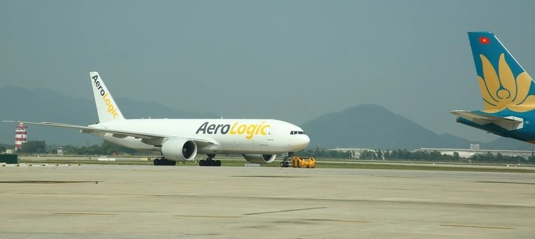 An aircraft of AeroLogic landing at Noi Bai International Airport in Hanoi. Photo courtesy of Lufthansa Cargo.