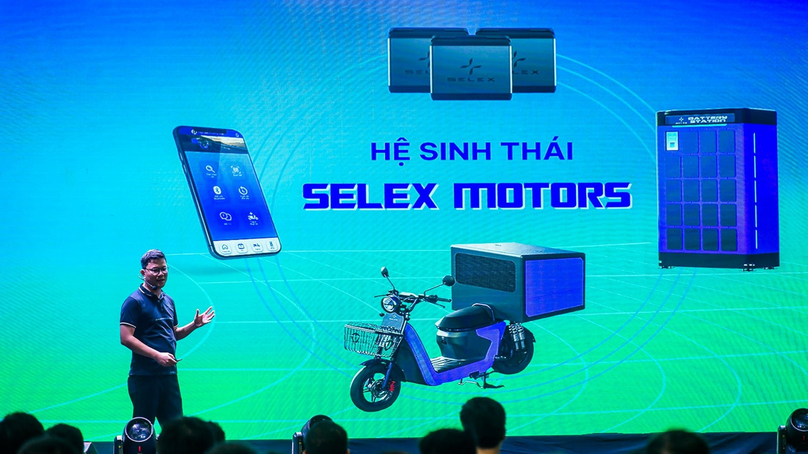 CEO Nguyen Huu Phuoc Nguyen introduces Selex Motors' products in Hanoi on November 27, 2022. Photo by The Investor/Bao Anh.