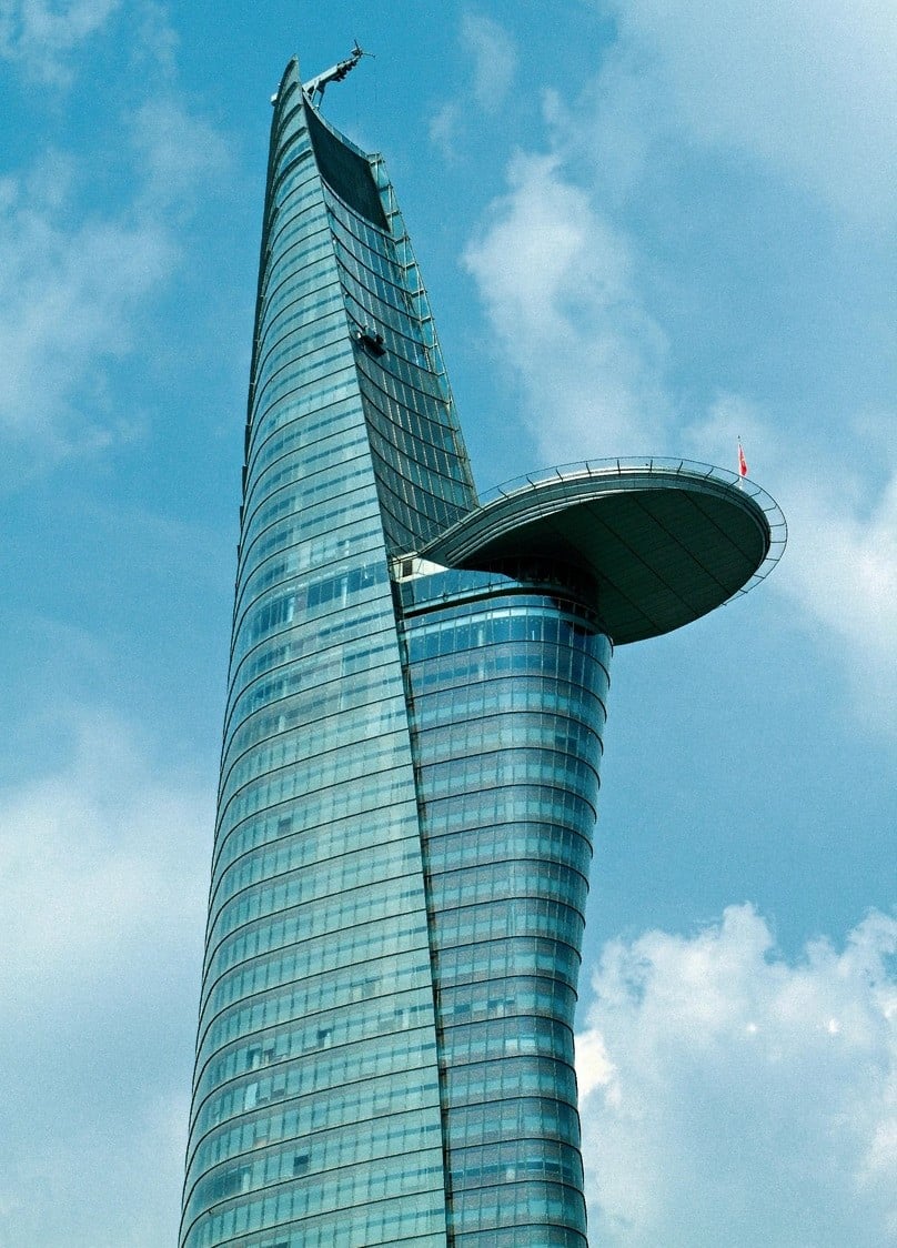 The helipad-attached Bitexco Financial Tower built by Bitexco Group in Ho Chi Minh City. Photo courtesy of Laborer newspaper.