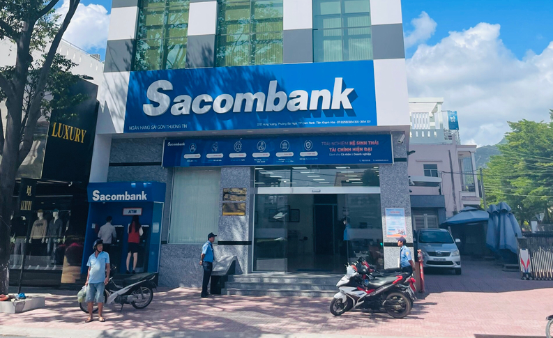 Cam Ranh branch of Sacombank in Khanh Hoa province, south-central Vietnam. Photo courtesy of the bank.