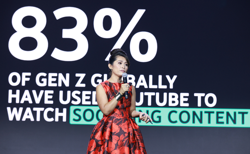Tammy Phan speaks at YouTube’s event “Brandcast Delivered 2022” in Ho Chi Minh City on December 6, 2022. Photo courtesy of Google. 