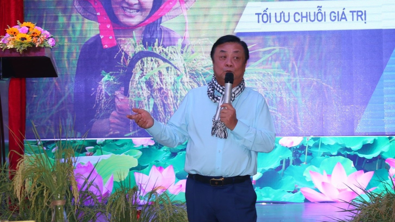 Minister of Agriculture and Rural Development Le Minh Hoan speaks at the opening ceremony of the e-commerce platform for rice in Dong Thap province, Vietnam's Mekong Delta on December 19, 2022. Photo courtesy of Young People newspaper.
