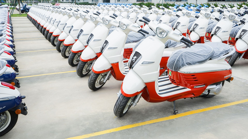 Thaco ships 300 Peugeot Django motorcycles from Tien Sa Port in Danang city, central Vietnam on December 23, 2022. Photo courtesy of Thaco.