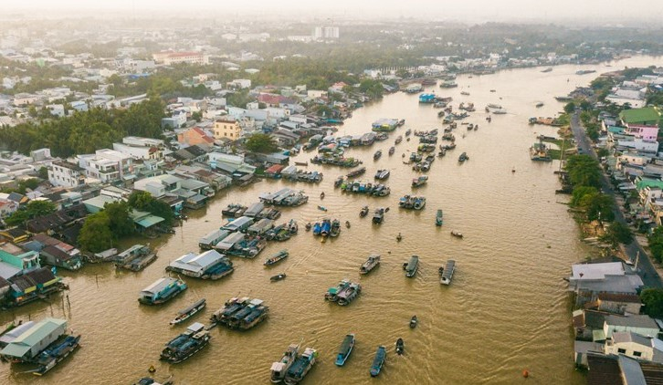 Cai Rang floating market in Can Tho city, Vietnam’s Mekong Delta. Photo courtesy of Vietnam News Agency.