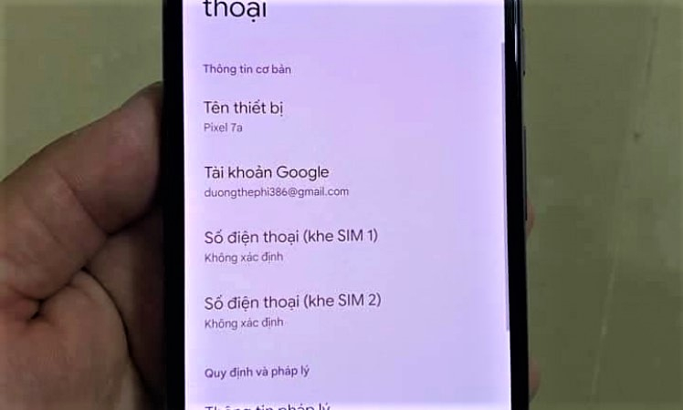  A Google Pixel 7a hands-on video leak shows Vietnamese as the default language. Photo courtesy of www.slashleaks.com