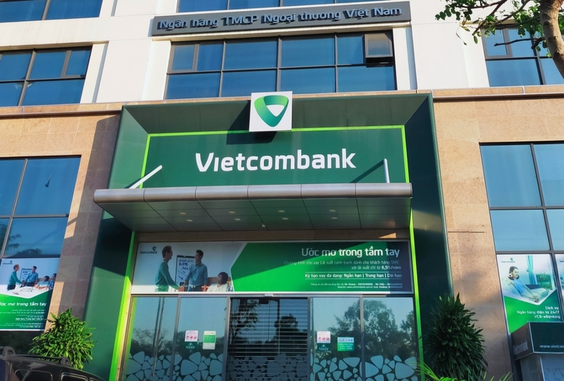 A Vietcombank office. Photo courtesy of Vietnambiz.vn.