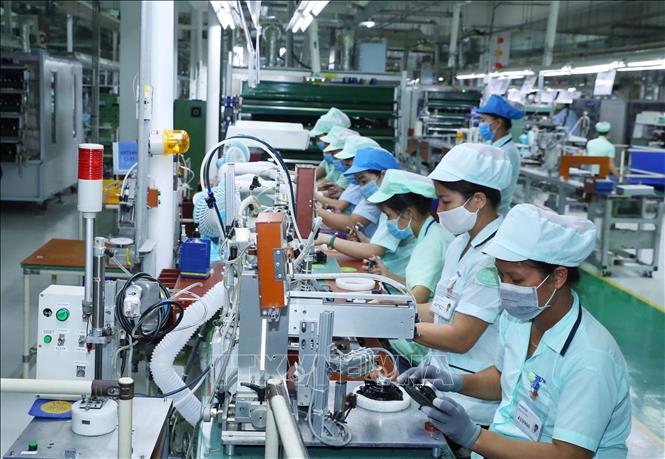Vietnamese workers at Foster Electric Bac Ninh Company in Bac Ninh province near Hanoi. Photo courtesy of Vietnam News Agency.