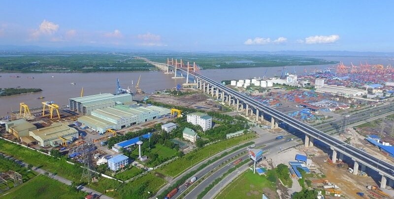 Dinh Vu Industrial Park in Hai Phong city, Red River Delta. Photo of the park.