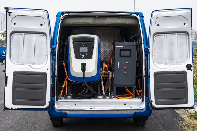 A VinFast mobile charging point, installed on a van for 24/7 service. Photo courtesy of the firm. 