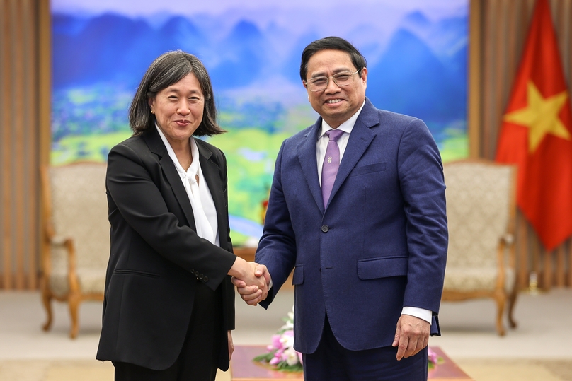 PM Pham Minh Chinh (R) meets with U.S. Trade Representative Katherine Tai in Hanoi on February 14, 2023. Photo courtesy of the Vietnamese government portal.