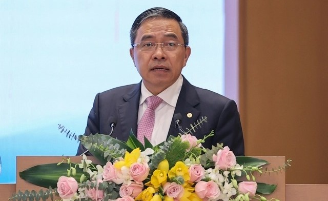 Vinhomes chairman Pham Thieu Hoa speaks at the property meeting, both offline and online, on February 17, 2023. Photo courtesy of the government portal.