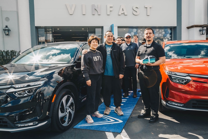 U.S. customers receive SUVs from VinFast in California on March 1, 2023. Photo courtesy of the EV maker.