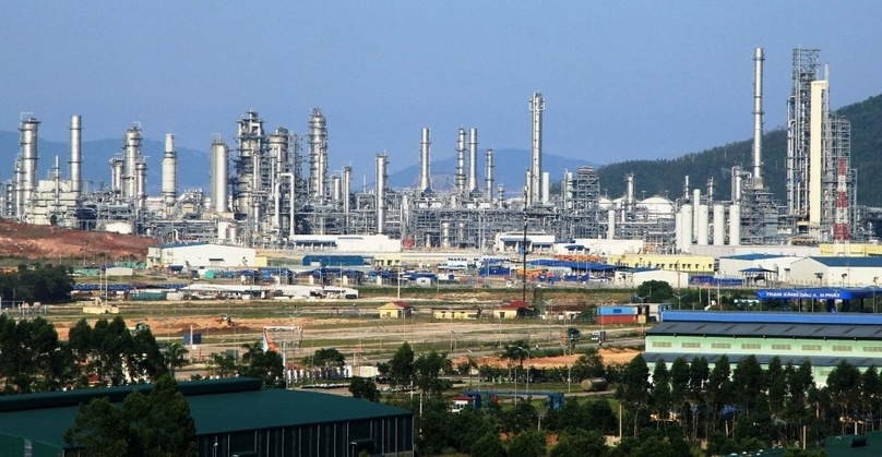 The under-construction Long Son Petrochemicals Complex in Ba Ria-Vung Tau province, southern Vietnam. Photo courtesy of Dan Viet (Viet People) newspaper.