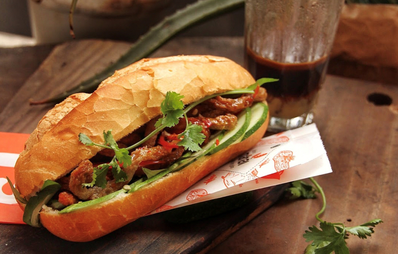 Banh mi is a convenient street snack. Photo courtesy of Thanh Nien (Young People) newspaper.