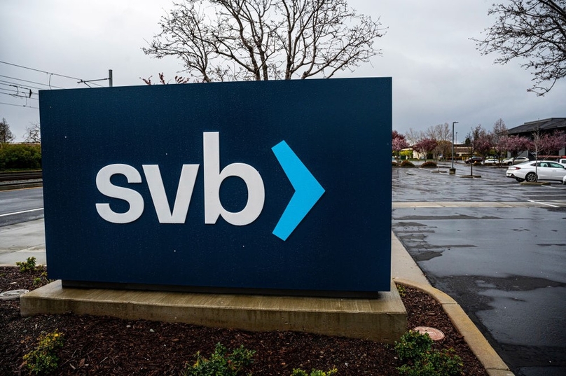 A Silicon Valley Bank sign in the U.S. Photo courtesy of Ars Technica.