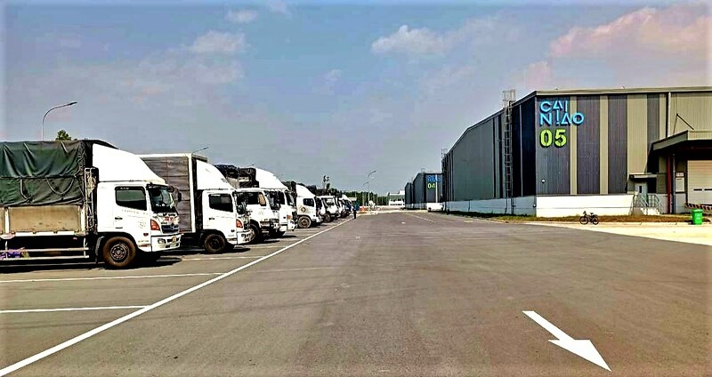 Logistics facilities and trucks of Cainiao Vietnam in Dong Nai province near Ho Chi Minh City. Photo courtesy of Cainiao.