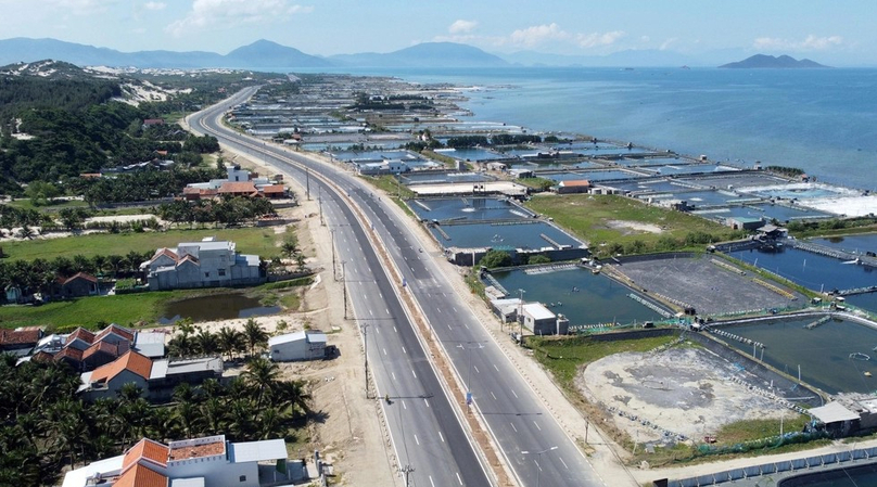 The 14.3-kilometer coastal road runs from National Highway 1 to Dam Mon Peninsula in Van Ninh district, Khanh Hoa province, central Vietnam. Photo by The Investor/Dong Ha.