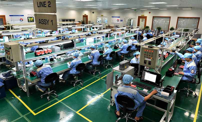 Inside an electronics factory in northern Vietnam. Photo courtesy of Vietnam Industry and Trade newspaper.