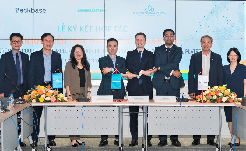 Representatives of Backbase and ABBank kick off their partnership at a deal signing ceremony in Vietnam on April 6, 2023. Photo courtesy of ABBank.