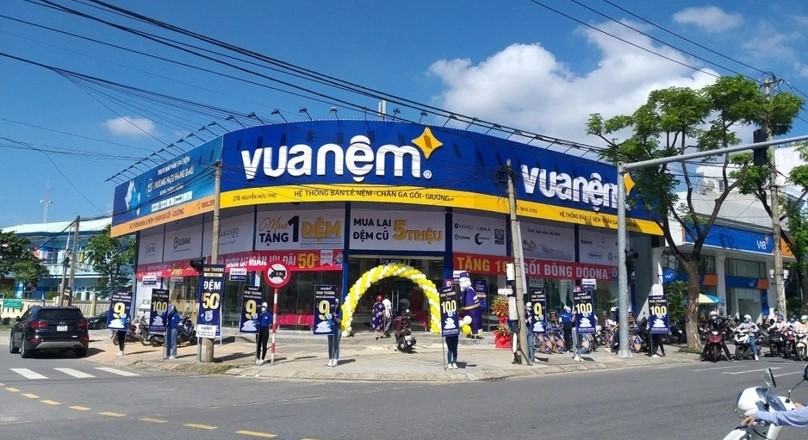 Vua Nem currently has 153 stores nationwide. Photo courtesy of reatimes.vn.