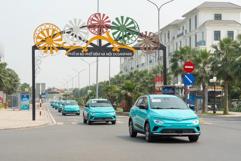 GSM taxis begin to run on Hanoi streets on April 14, 2023. Photo courtesy of Vingroup.