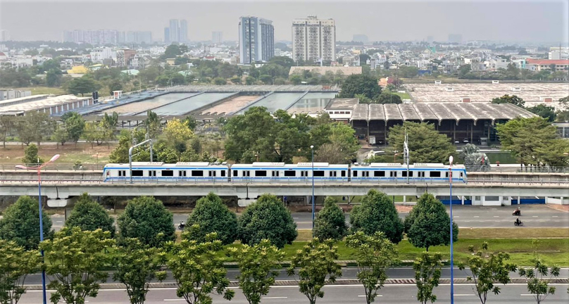 A trial train runs on HCMC’s first metro line on April 15, 2023. Photo courtesy of Youth newspaper.