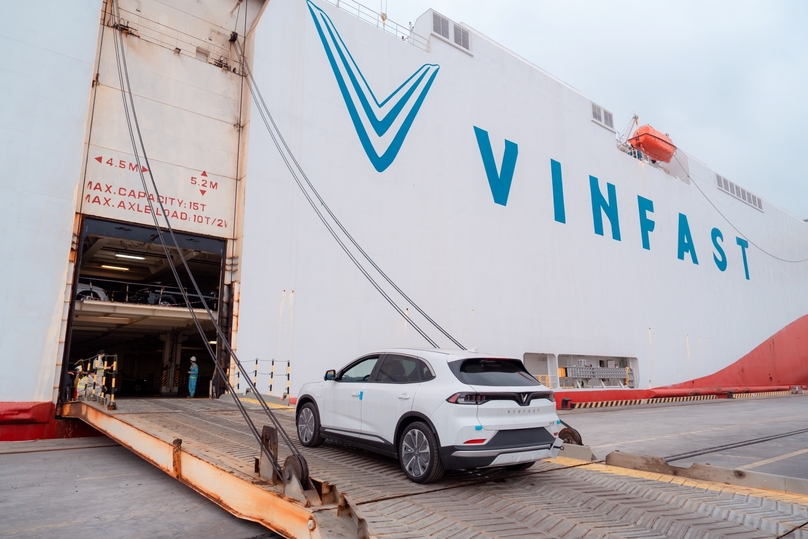 An exported VF 8 rolls onto the Silver Queen vessel in the MPC Port in Hai Phong, northern Vietnam on April 16, 2023. Photo courtesy of VinFast.