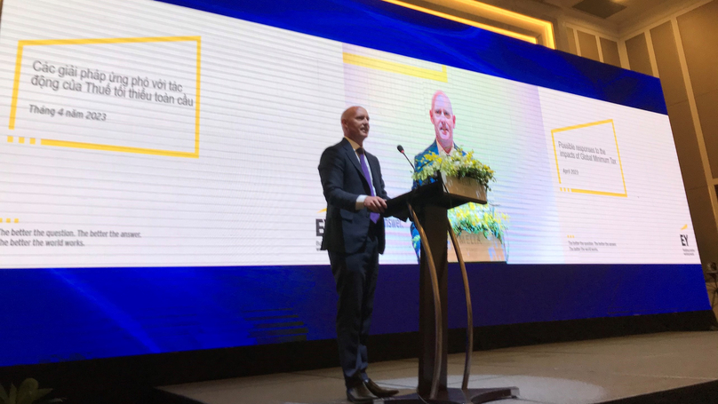 Robert King, Indochina Tax Market Leader at EY, speaks at the conference on the GMT in Hanoi on April 18, 2023. Photo by The Investor/Tri Duc.