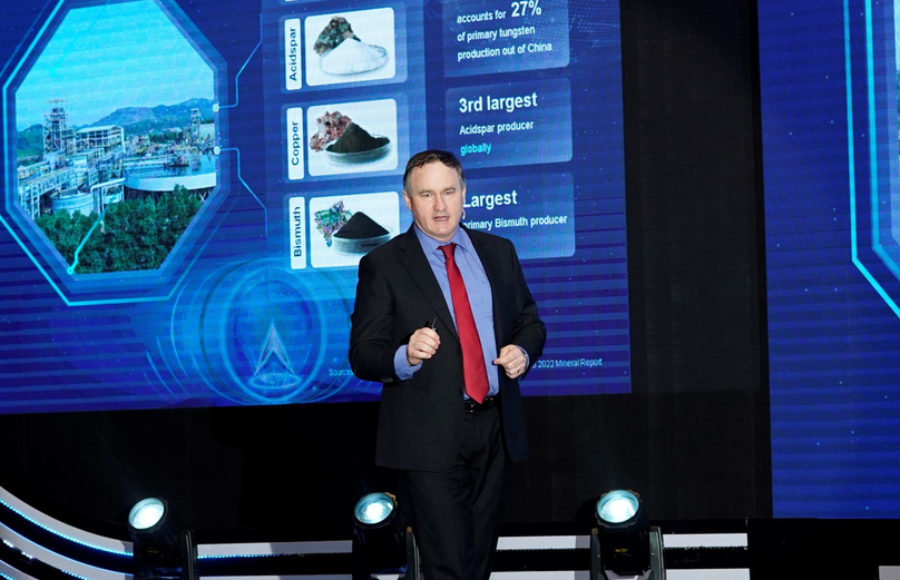 Masan High-Tech Materials CEO Craig Richard Bradshaw addresses its annual general meeting in Hanoi on April 18, 2023. Photo courtesy of the firm.
