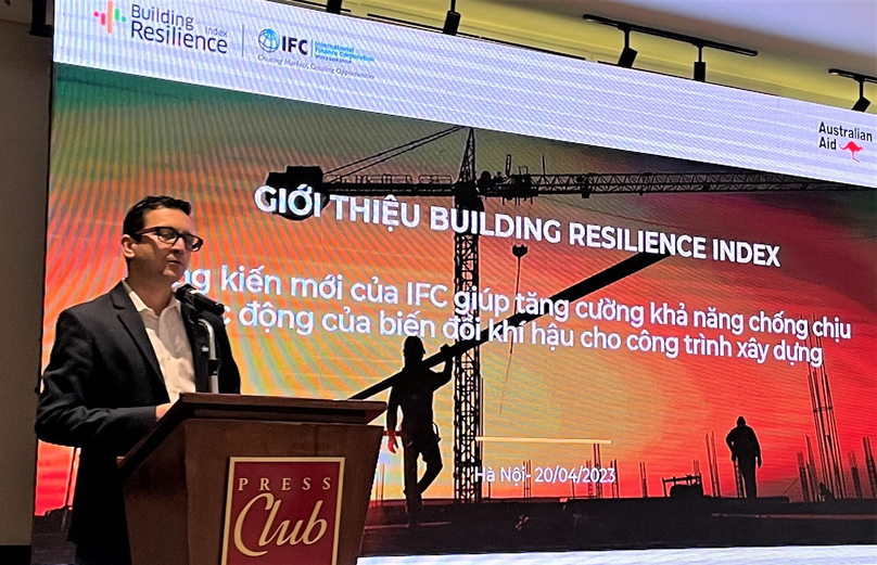 Ommid Saberi, global head for the Building Resilience Index program and global technical head for IFC's EDGE Green Buildings program, introduces BRI in Hanoi on April 20, 2023. Photo courtesy of IFC.