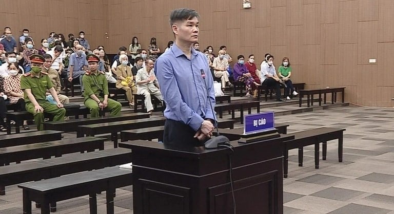 Pham Thanh Hai at his trial in Hanoi on April 25, 2023. Photo courtesy of Vietnam News Agency.