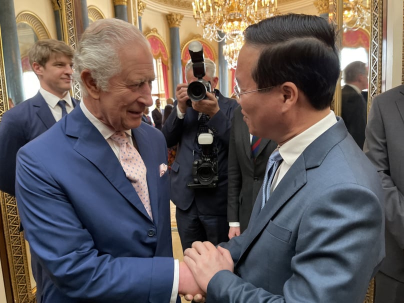 Vietnamese President Vo Van Thuong meets with King Charles III in London. Photo courtesy of Vietnam News Agency.