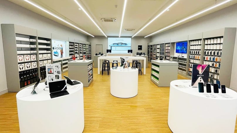 An Apple store run by Mobile World Investment Corporation in Hanoi. Photo courtesy of the company.