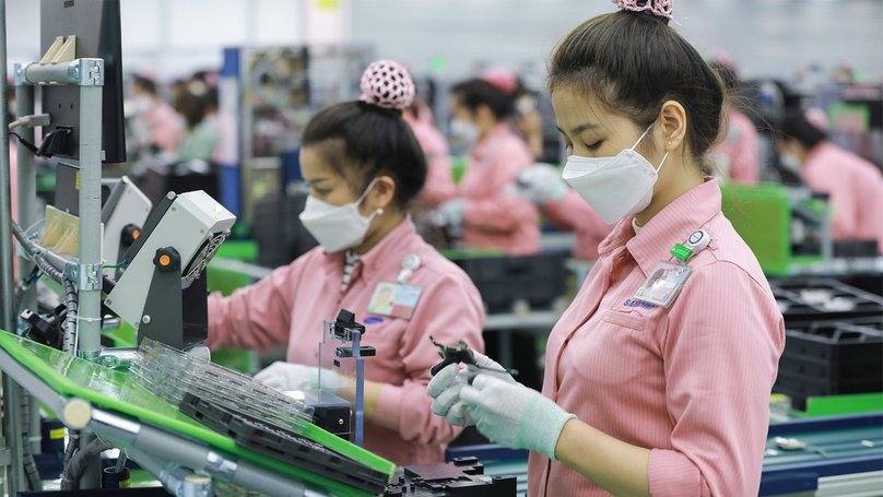 Workers at a Samsung factory in Bac Ninh province, northern Vietnam. Over half of Samsung smartphones are made in Vietnam. Photo courtesy of the company.