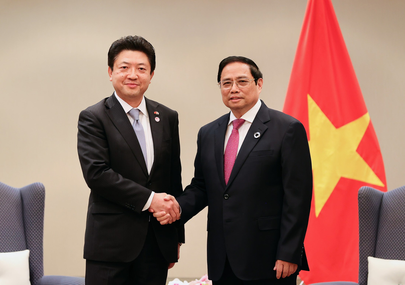 Vietnamese Prime Minister Pham Minh Chinh (right) meets with Aeon Group executive chairman Akio Yoshida in Hiroshima on May 20, 2023. Photo courtesy of Vietnam’s government portal.