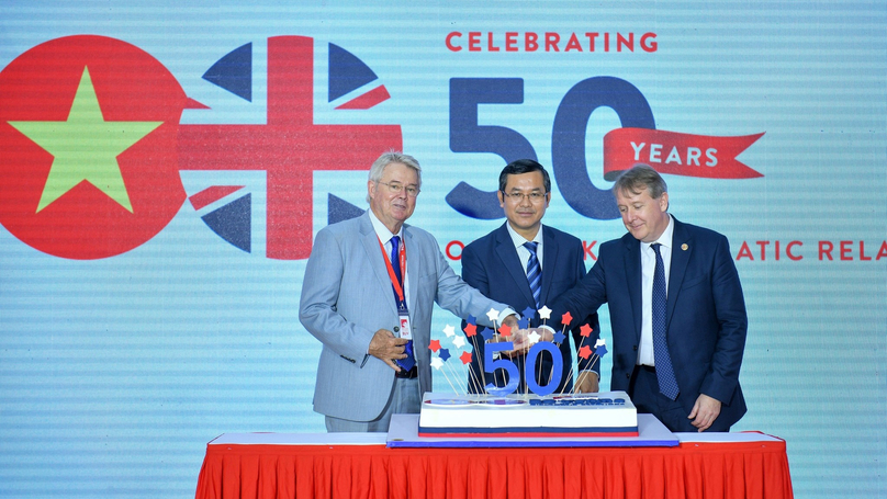 Deputy Minister of Education and Training Nguyen Van Phuc (middle) attends the campus expansion announcement ceremony of British University Vietnam in Hung Yen province, northern Vietnam on June 15, 2023. Photo courtesy of the university.