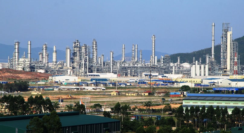  The Nghi Son oil refinery in Thanh Hoa province, central Vietnam. Photo courtesy of Youth newspaper.