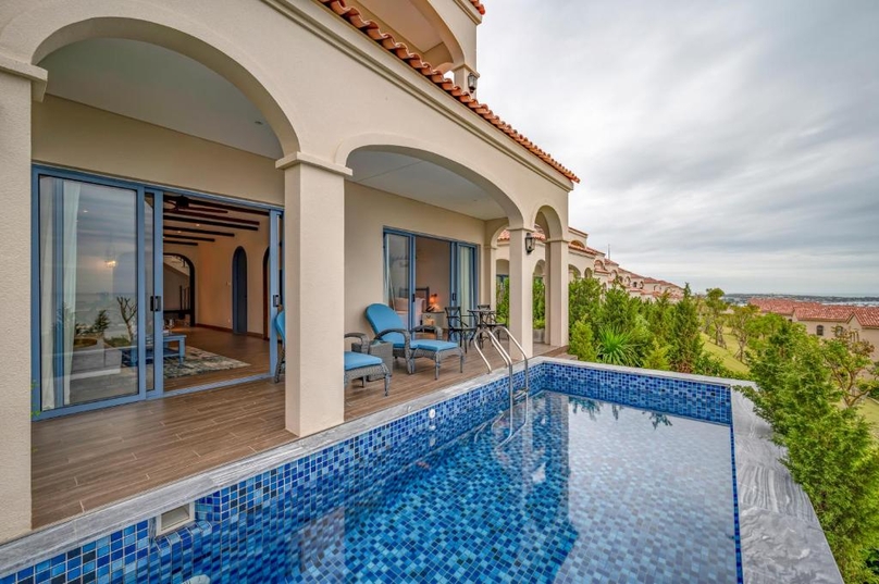 A Centara Mirage Resort Mui Ne villa in Binh Thuan province, south-central Vietnam. Photo courtesy of the resort.