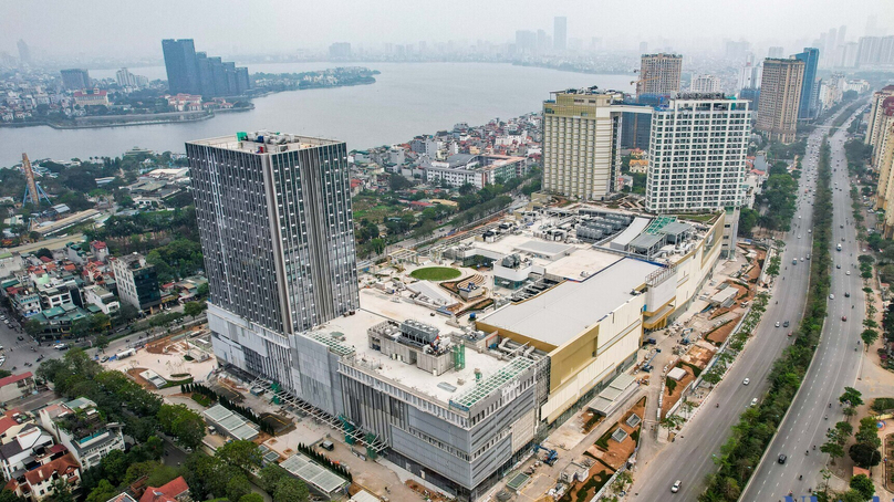 The under-construction Lotte Mall West Lake Hanoi in the capital city, northern Vietnam. Photo by The Investor/Trong Hieu.