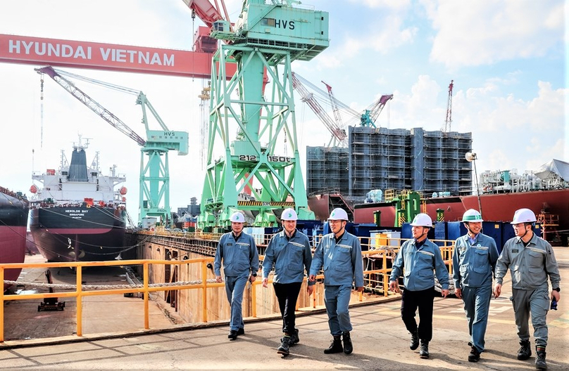 HD Hyundai president Chung Ki-sun (2nd from left) inspects Hyundai Vietnam Shipbuilding's shipyard in Khanh Hoa, south-central Vietnam in June 2023. Courtesy of HD Hyundai.