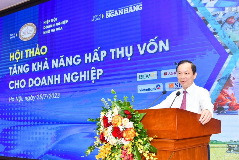 State Bank of Vietnam Deputy Governor Dao Minh Tu addresses a conference in Hanoi, July 25, 2023. Photo courtesy of the central bank.